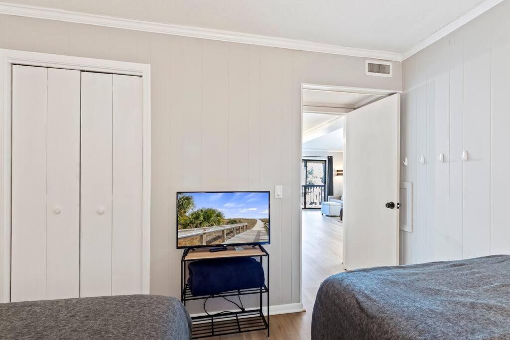 Beach Lover'S Paradise. On The Beach. Sleeps 8. Hilton Head Island Bagian luar foto