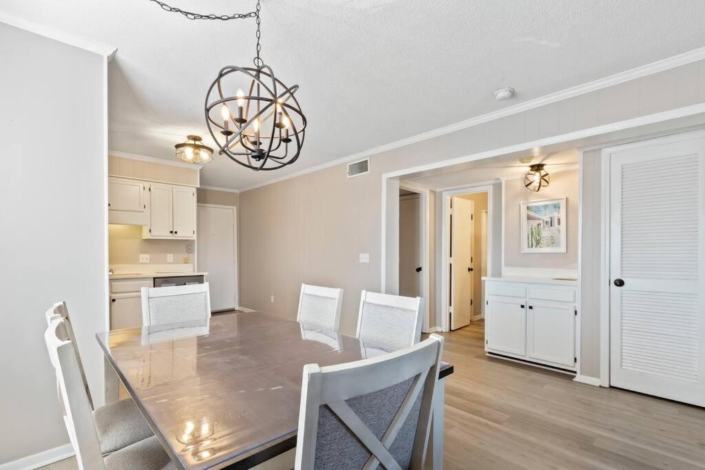 Beach Lover'S Paradise. On The Beach. Sleeps 8. Hilton Head Island Bagian luar foto