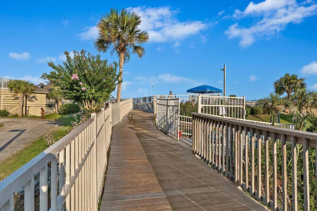 Beach Lover'S Paradise. On The Beach. Sleeps 8. Hilton Head Island Bagian luar foto